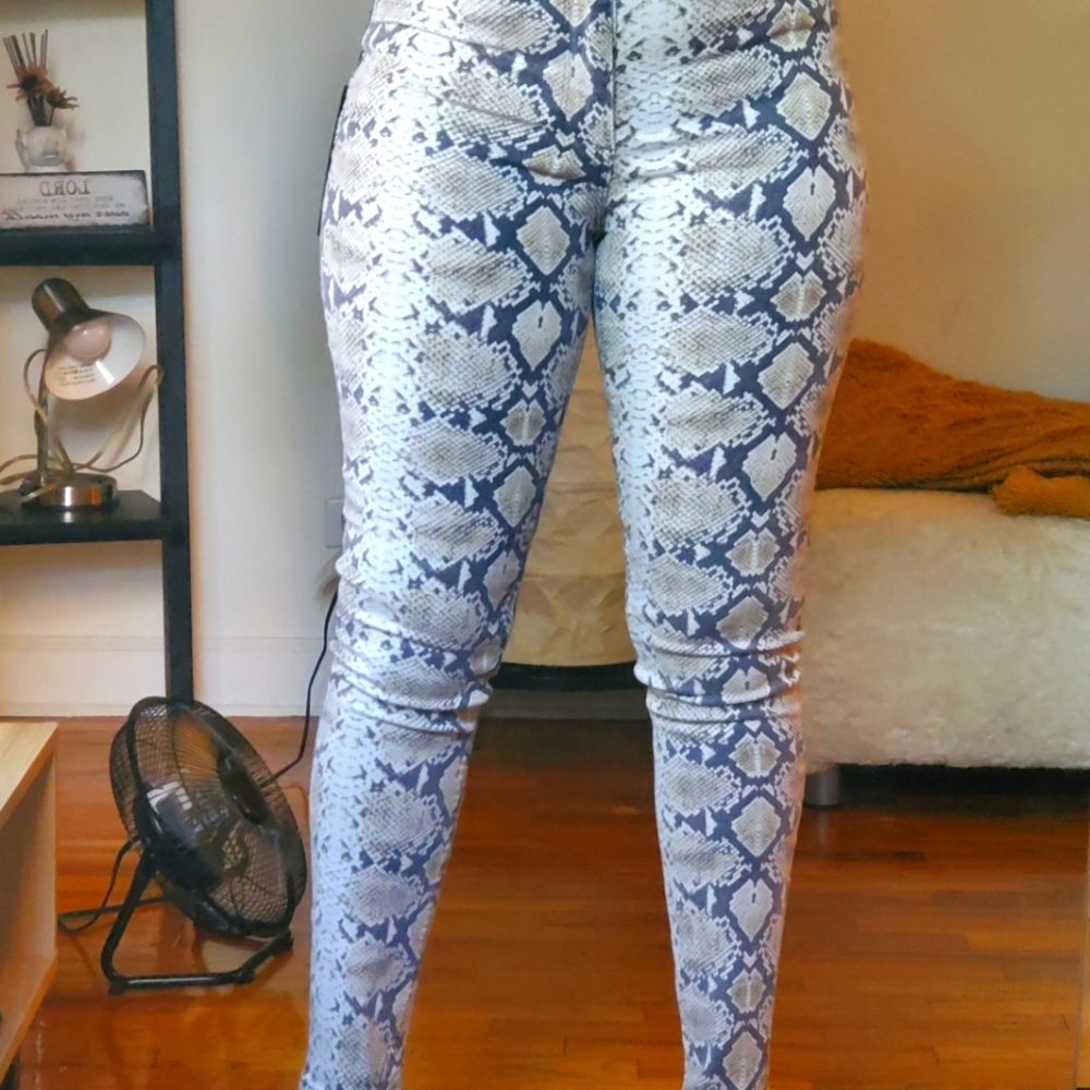 Hudson - Barbara Super Skinny Jeans